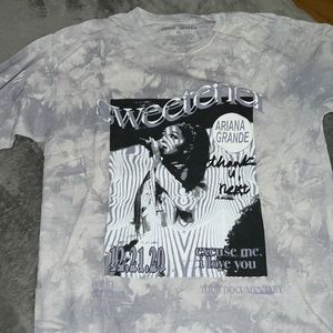 Ariana Grande Excuse Me I Love You T-Shirt